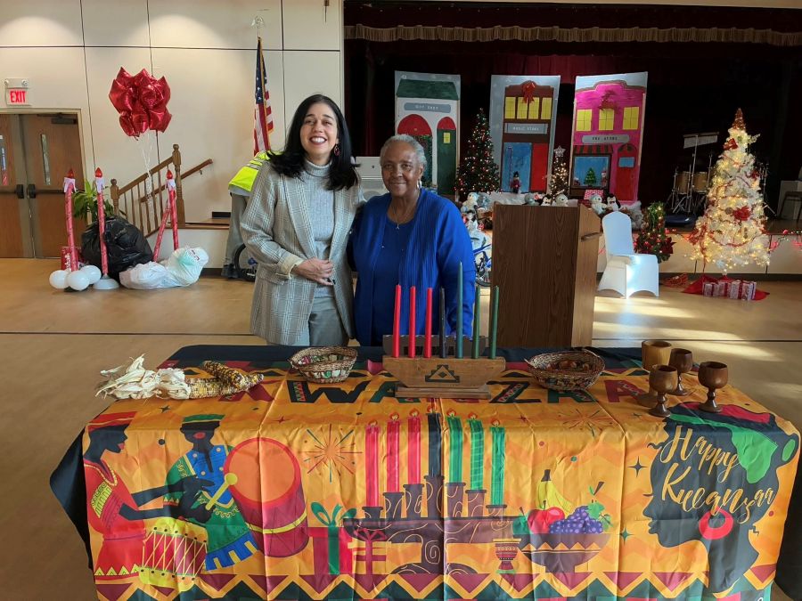 Council President Fani-González closed out the year joining volunteers at the Christmas and Kwanzaa Senior Luncheon with the Lincoln Park Historical Foundation at Mt. Calvary Baptist Church.