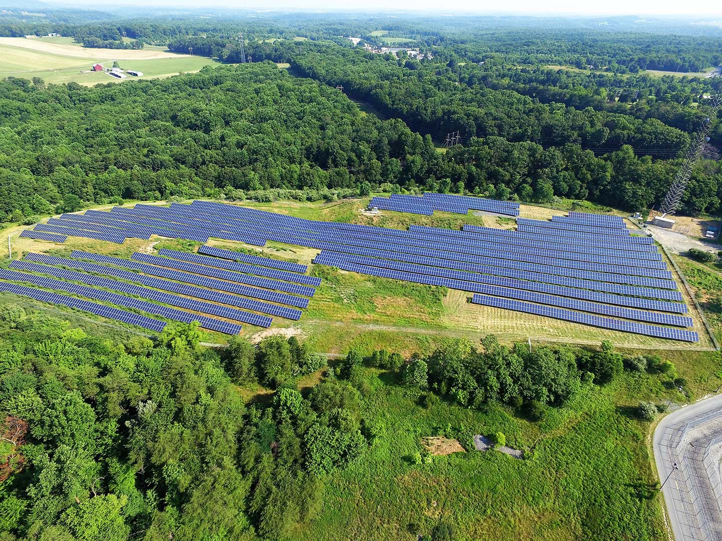 Montgomery County Correctional Facility Ground Solar Panels Overview