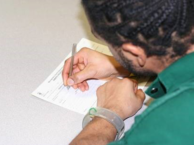 inmate filling out form
